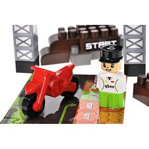 ����������� ������� QB300-103 "Block&Steps: ��������" + ������� � ����� ��� 3�1, 40���. qbee